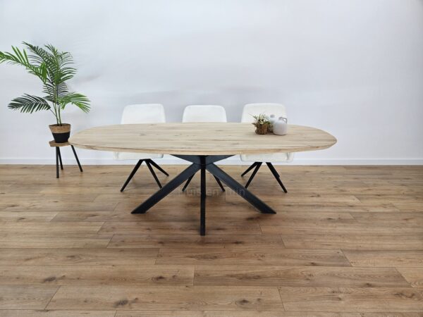 Eiken Deens ovale tafel met Sandi onderstel